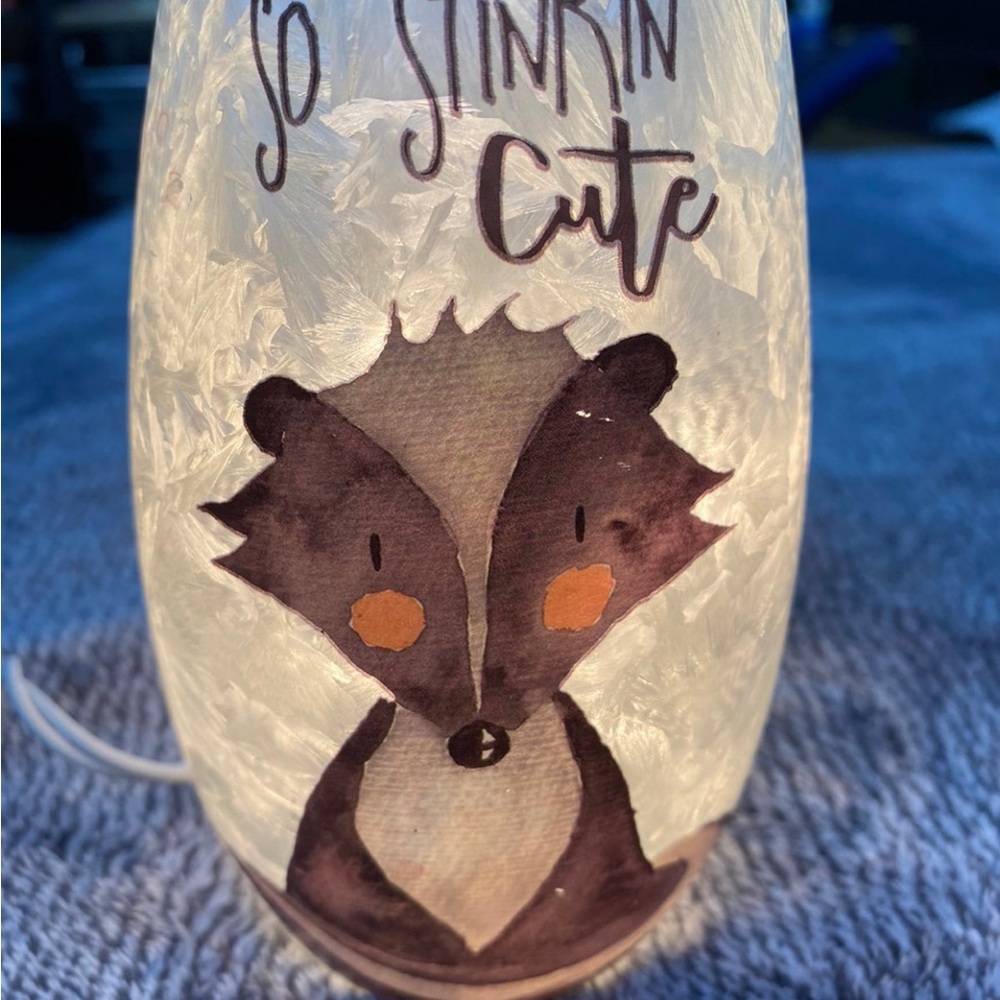 5” Lighted “So Stinkin Cute” Tabletop Decoration. - Picture 3 of 9
